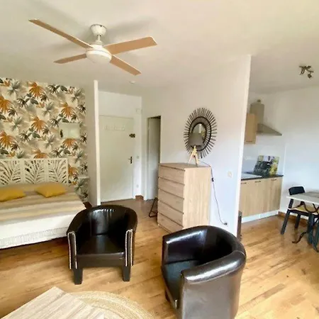 3* Avec Balcon Et Wifi Proche Des Thermes - Fr-1-703-210 *